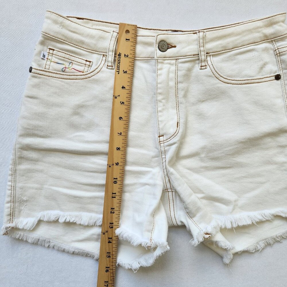 Judy Blue Rainbow Road Ecru Shorts Embroidered Frayed Hem Soft Stretchy Cute - Picture 12 of 13